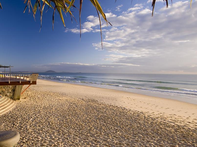 Beachside Мулулаба Екстериор снимка